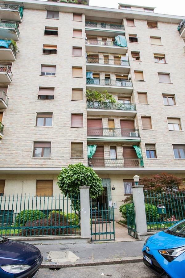 Lorenteggio Studio Apt Mailand Exterior foto