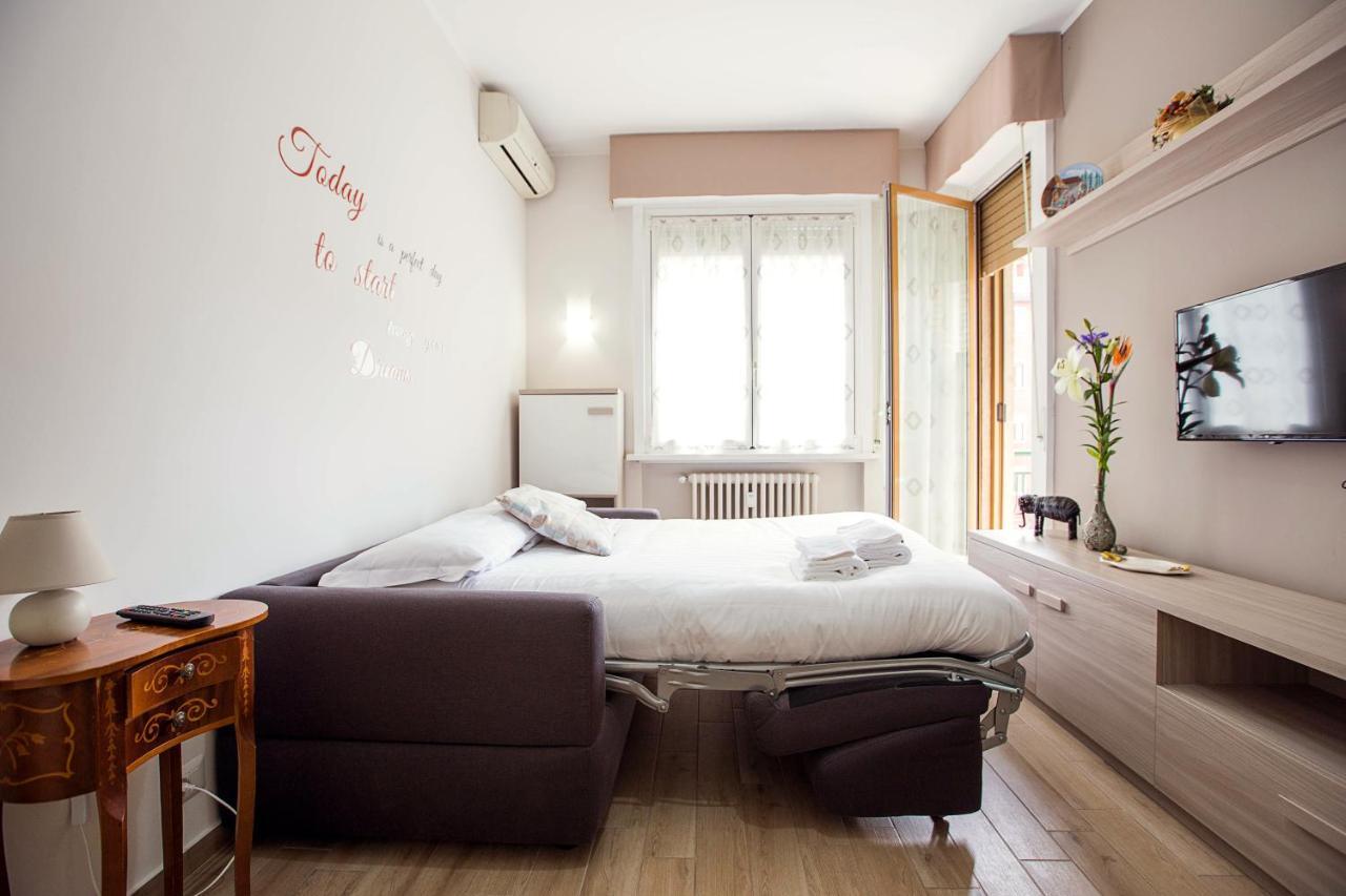 Lorenteggio Studio Apt Mailand Exterior foto
